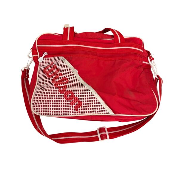 Wilson Vintage Duffle Bag Red White Tennis Gym Strap Tote Sports Bag - Picture 1 of 15